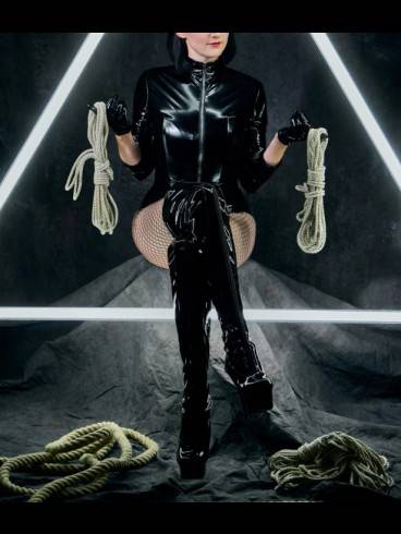 Domina Katharina Kaif 5