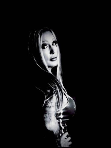 Lady Nicole 1