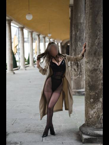 Fräulein Schmidt - Domina / Fetish Escort Service 4