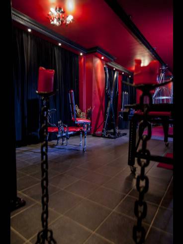 KINKY REVOLUTION 1
