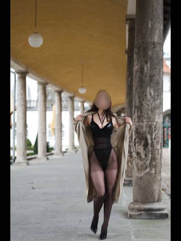 Fräulein Schmidt - Domina & Fetish Escort 3