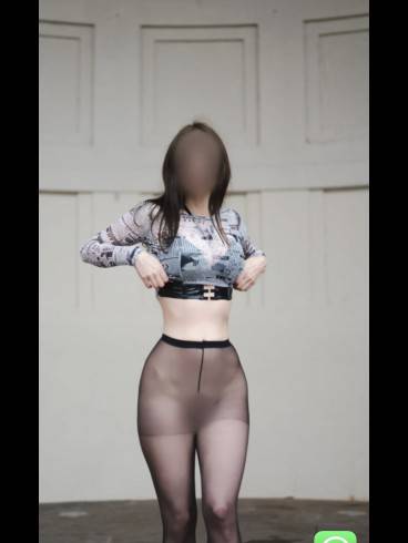Fräulein Schmidt - Domina & Fetish Escort 5
