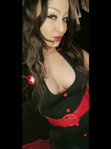 Private Lady Leyla 4