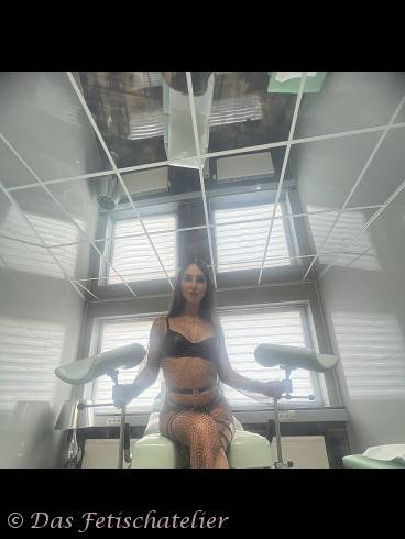 Bizarrlady Bella Im Fetisch Atelier 8