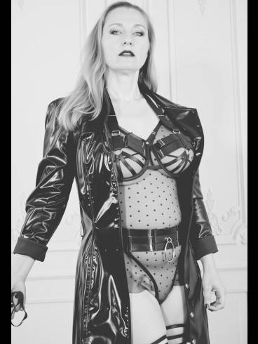 Madame Elysees 4
