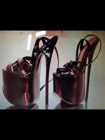 DOMINATRIX AMAZONE RACHEL STIEFELFRAU 5