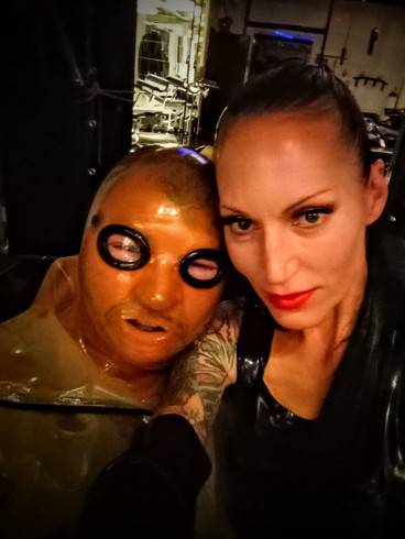 DOMINATRIX AMAZONE RACHEL STIEFELFRAU 10