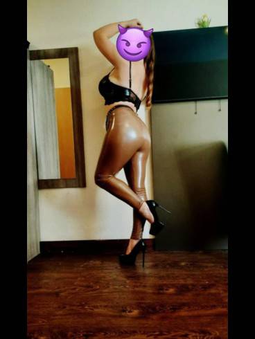 Lady Mira Leidenschaft und Professionalitat Domina 15