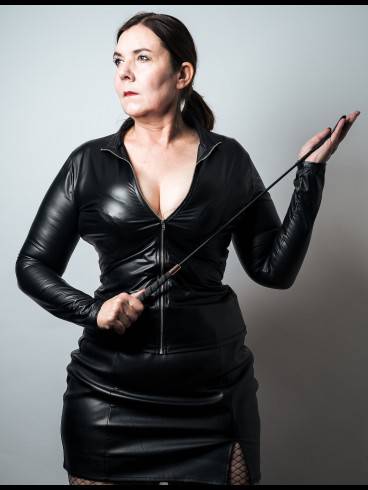 Gräfin Laura - Gefangen in meiner Präsenz 1