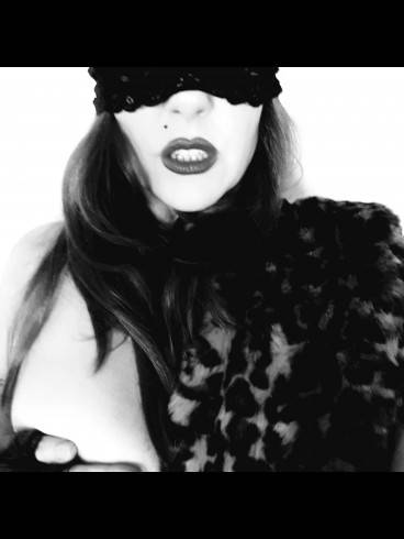 Das Mädchen mit der Maske - Exklusive Submission 1