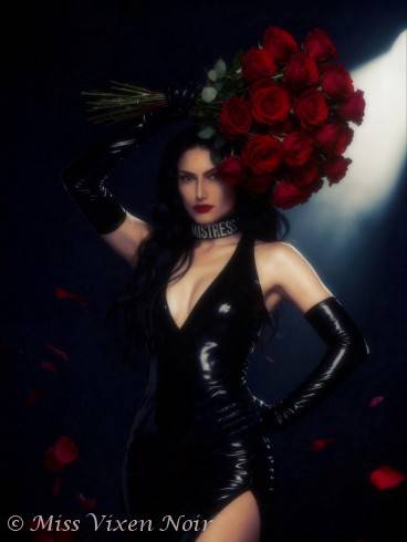 BRAZILIAN DOMINATRIX - MISS VIXEN NOIR 6