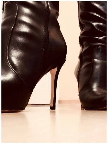 Mistress Skylla Jadore - Fetisch-Escort 4