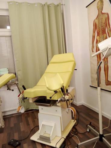 Dr. Samael lädt ein- erotische Patientinnen Visite 5