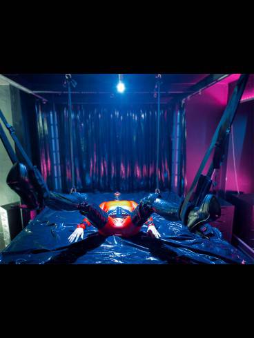 Latex-Orgie Mistr. Fedora Sis. Sonja & Rubberdoll 3