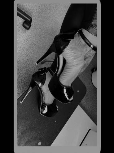 Hazel Bizarre HAMBURG GastLady by Mistress EMPIRE 12