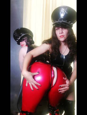 Omega mit Mistress bald 2