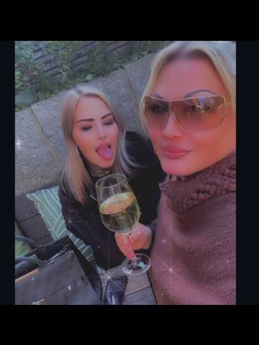 Duo Session Special - Herrin Jessy mit ihrer Laura 1