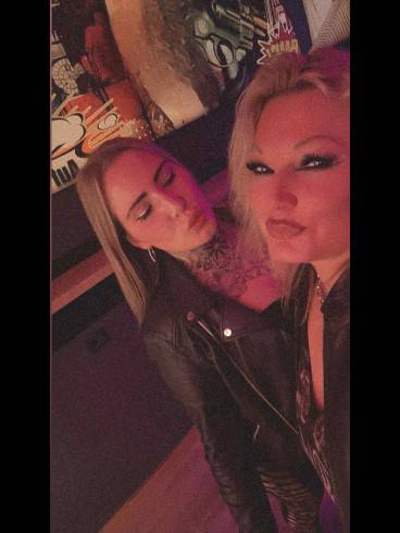 Duo Session Special - Herrin Jessy mit ihrer Laura 2