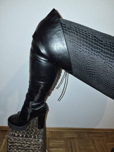 Domina/Bizarrlady bietet Session 3