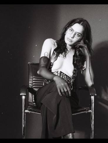 Madame Ava Laffaire 11