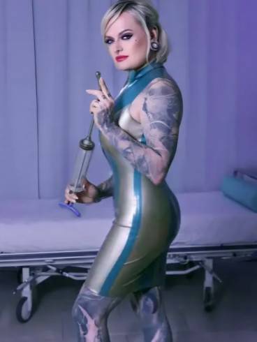 Mistress Sinister 6