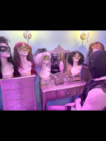 Maskenball im Atelier du Bon - Sissys/TVs/DWT 1