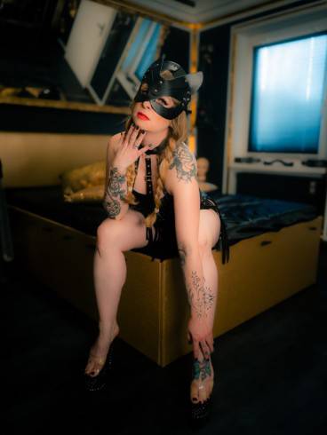 Knie nieder Sklave 4