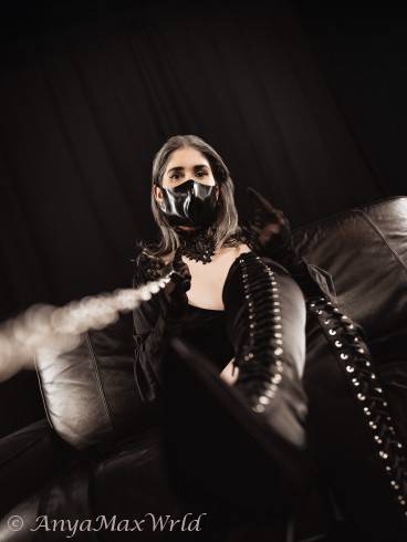 Anya Max zu besuch 3