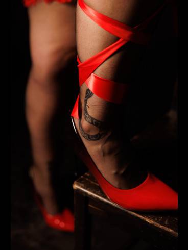 Bizzar Lady Lou 6