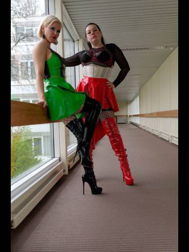 Baroness Davina Dust & Eva Liliel Black 25/26 7
