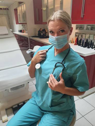 Bizarrärztin Livia 5