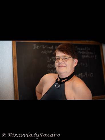 BizarrladySandra 2