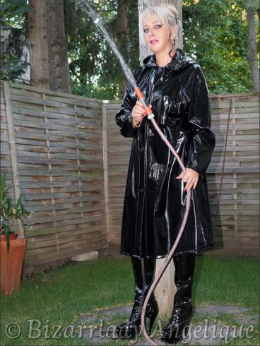 Fetischlady Angelique 4