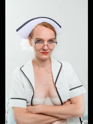 Nurse Mia Merlyn 5