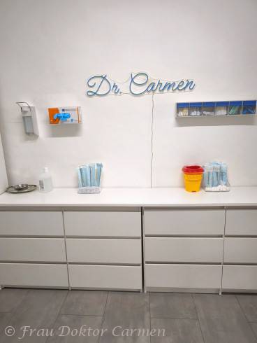 Frau Doktor Carmen 16