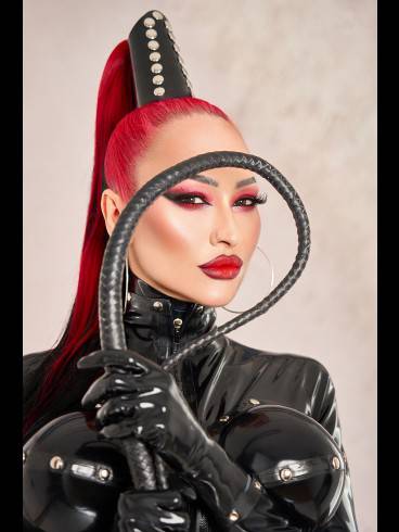 Mistress Andromeda X 1