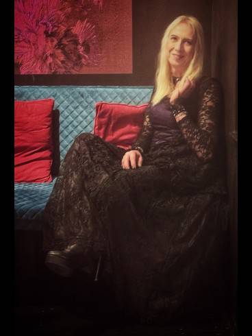 Lady Ravyn - The Dark Goddess 4