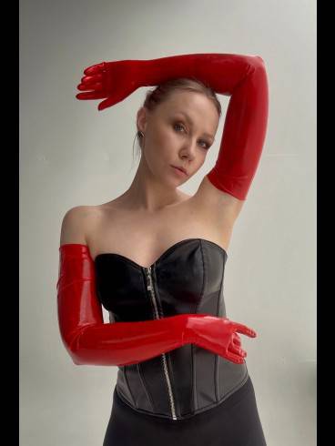SASHA BATHORY 14