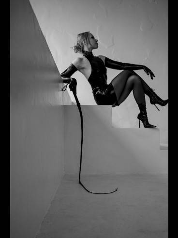 SASHA BATHORY 3
