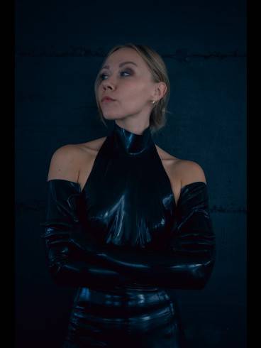SASHA BATHORY 28