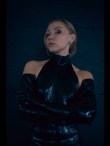 SASHA BATHORY 5