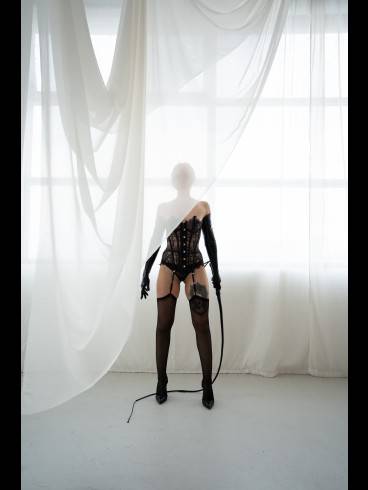 SASHA BATHORY 9