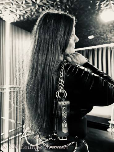 LADY CLARA SECRET SM LOUNGE 1