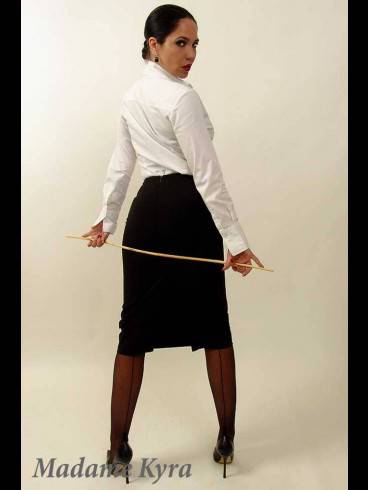 Madame Kyra 65
