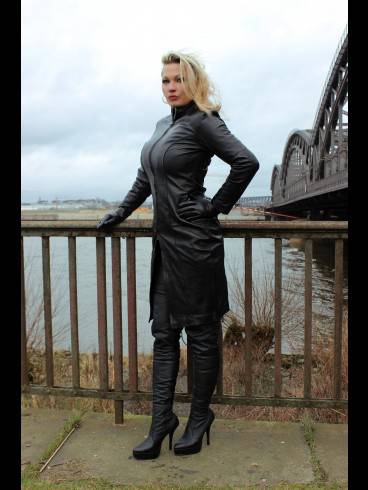 Mistress of Passion - Stall - Hausbesuch & Outdoor 17