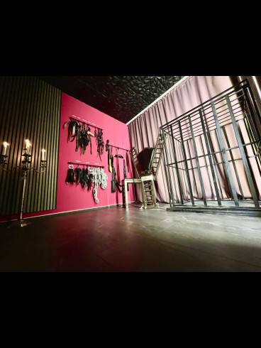 Bizarres Roulette in der -SM LOUNGE- 8