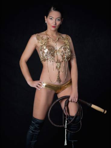 Viola im Domina Studio Refugium 11