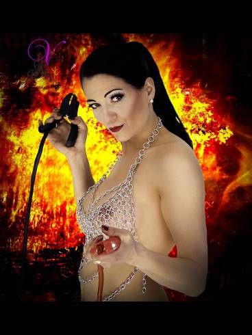 Viola im Domina Studio Refugium 36