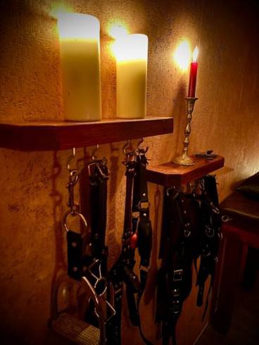 The Dark Side - BDSM - Fetisch - Verlies - Klinik 35