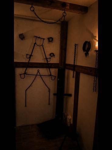 The Dark Side - BDSM - Fetisch - Verlies - Klinik 43